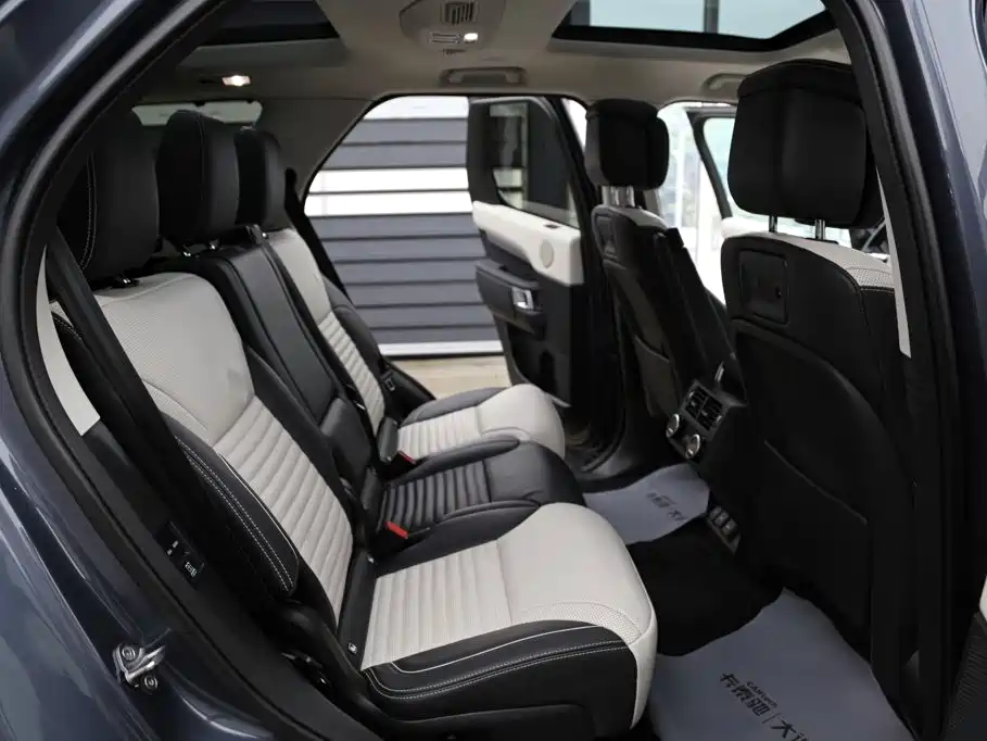 Land Rover Discovery 2024 2024 Model 360PS Dynamic HSE