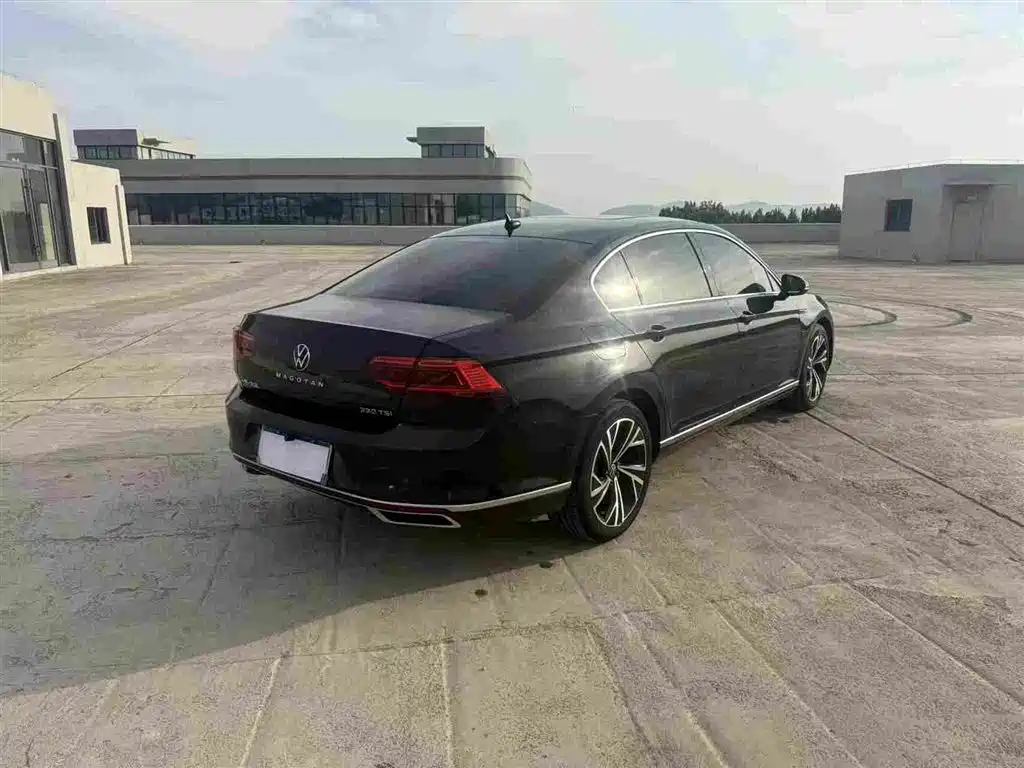Volkswagen Magotan 2020 330TSI DSG Luxury фото 7