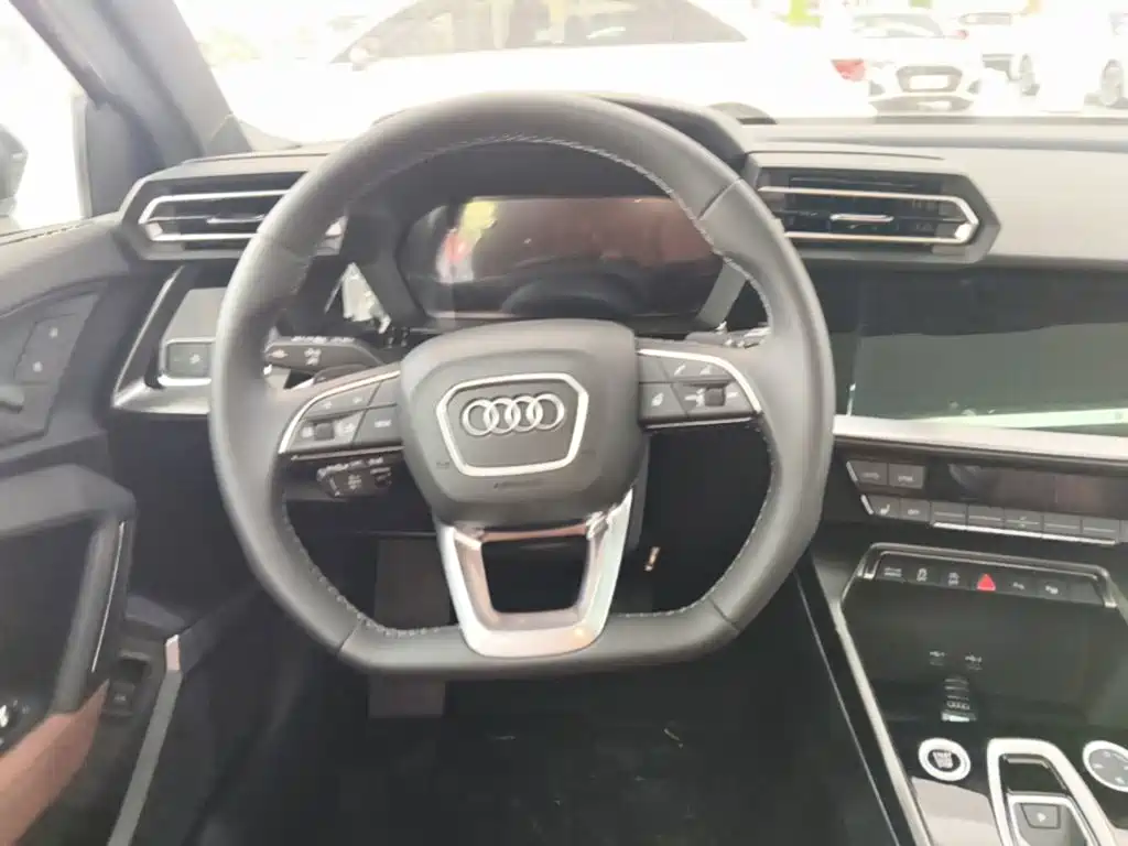 Фото 11 - Audi A3