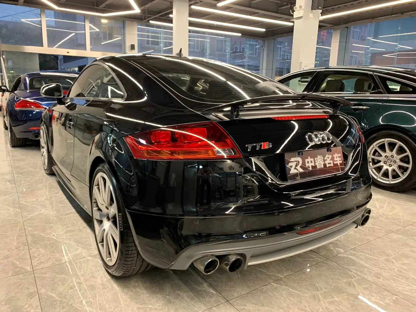 Audi TTS 2011 Model TTS Coupe 2.0TFSI quattro фото 19