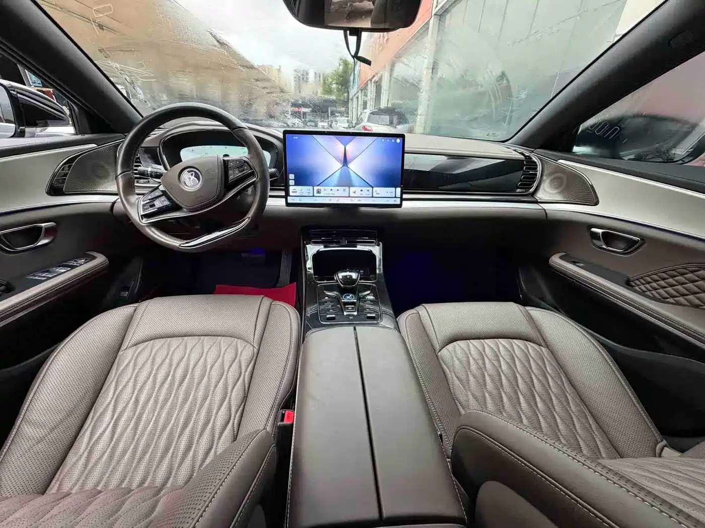 Фото 9 - BYD Han