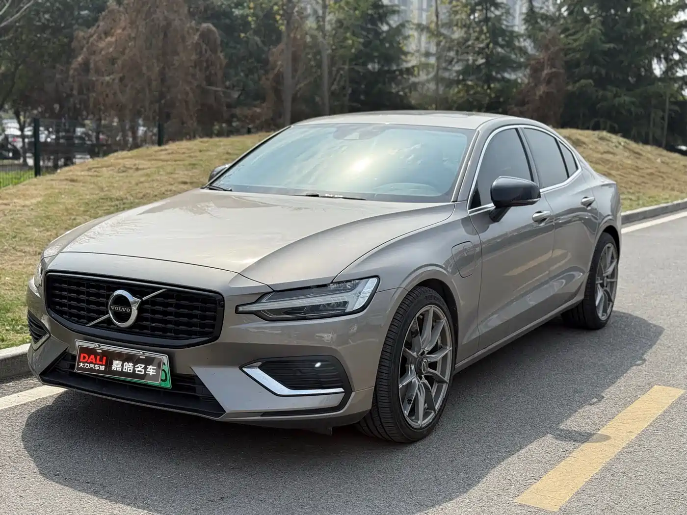 VOLVO S60 PLUG IN HYBRID
