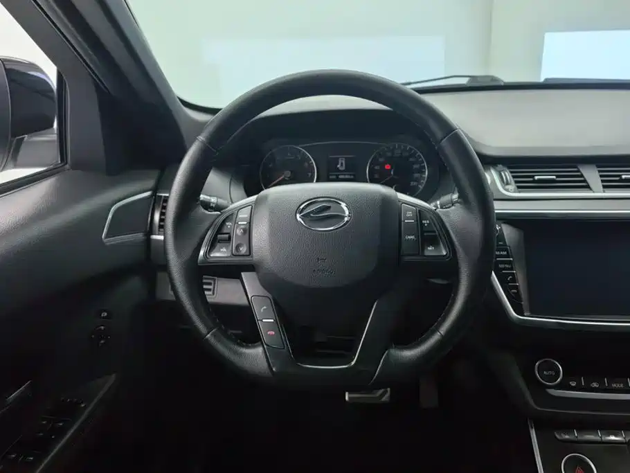 Landwind X7 2016 2015 2.0T Panorama Premium
