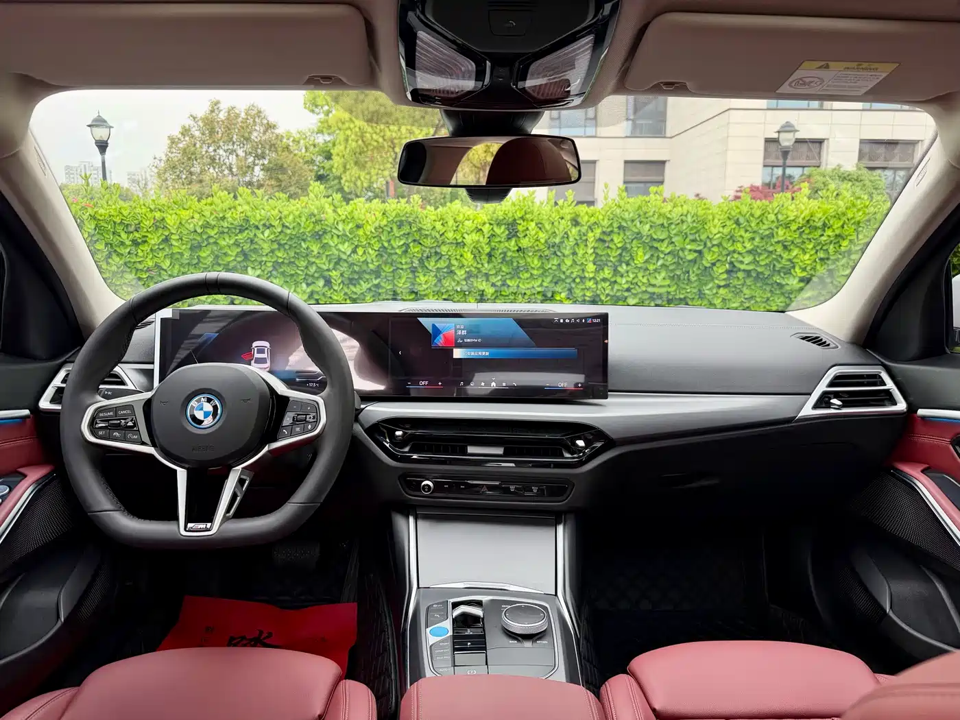 BMW i3 2025 eDrive 35 L фото 14