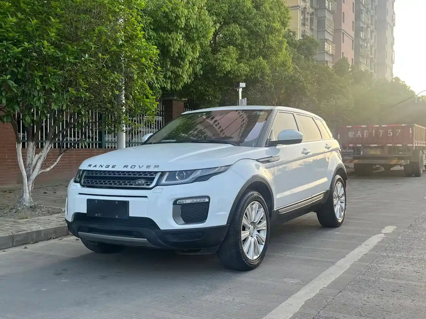 Land Rover Range Rover Evoque 2016 2.0T SE ZhiYao