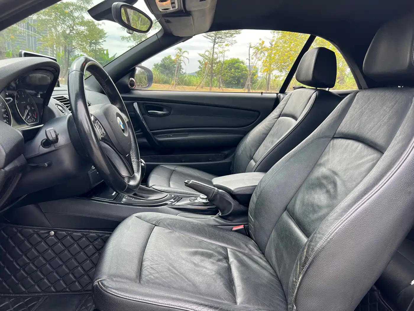 BMW 1 Series (Import) 2011 120i Convertible фото 15