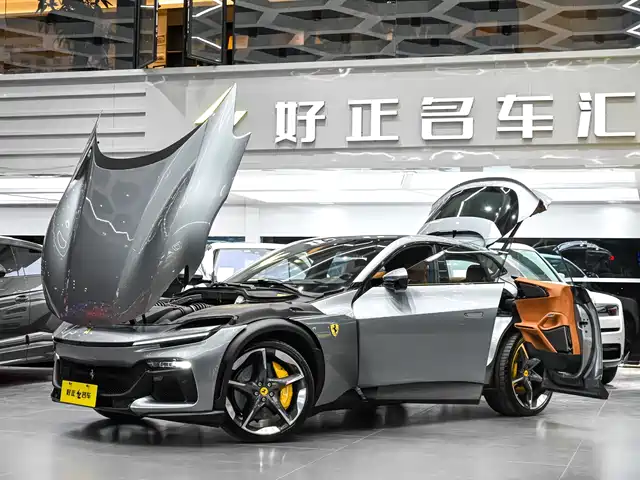  Ferrari Purosangue 2023 6.5L V12