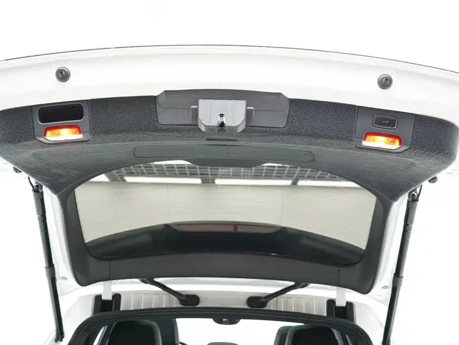 Porsche Cayenne 2011 Cayenne 3.0T фото 25