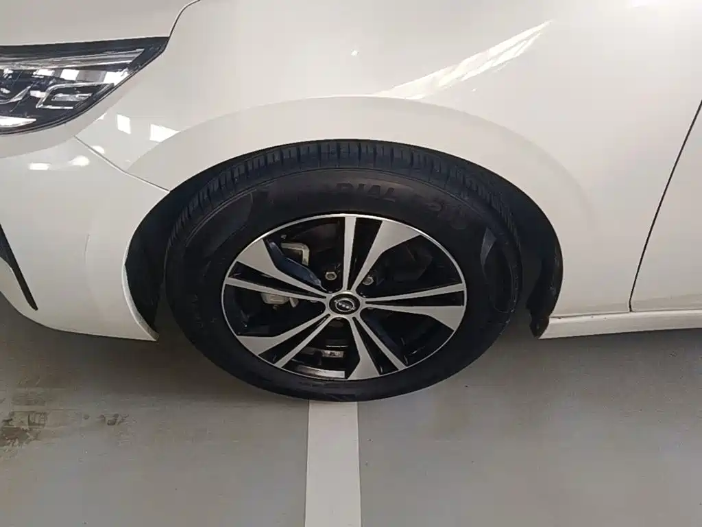 Nissan SYLPHY, миниатюра 23