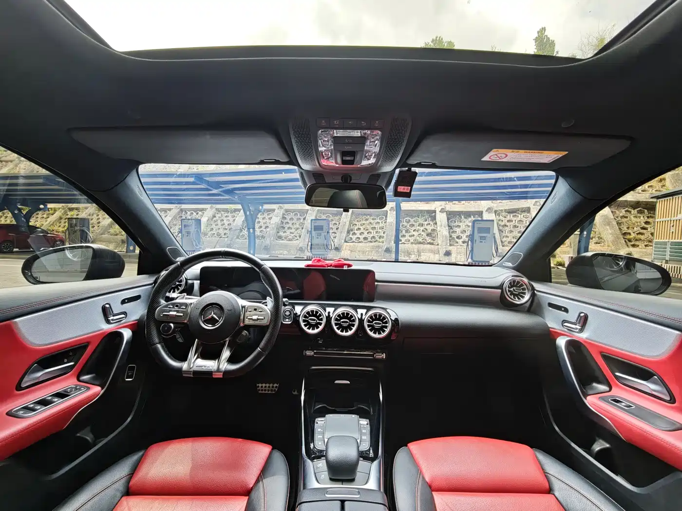 Mercedes-Benz A-Class AMG 2023 Model Year AMG A 35 L 4MATIC фото 9