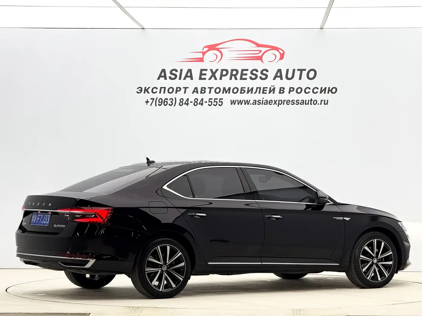 Škoda Superb 2023 TSI280 DSG Premium Edition фото 4