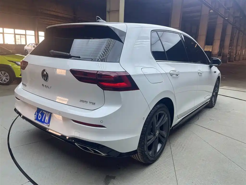 Volkswagen Golf 2021 280TSI DSG R-Line фото 5