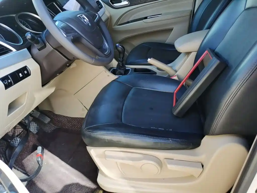 Baojun 730 2022 2019 1.5L Manual Value Edition 7-Seater China VI