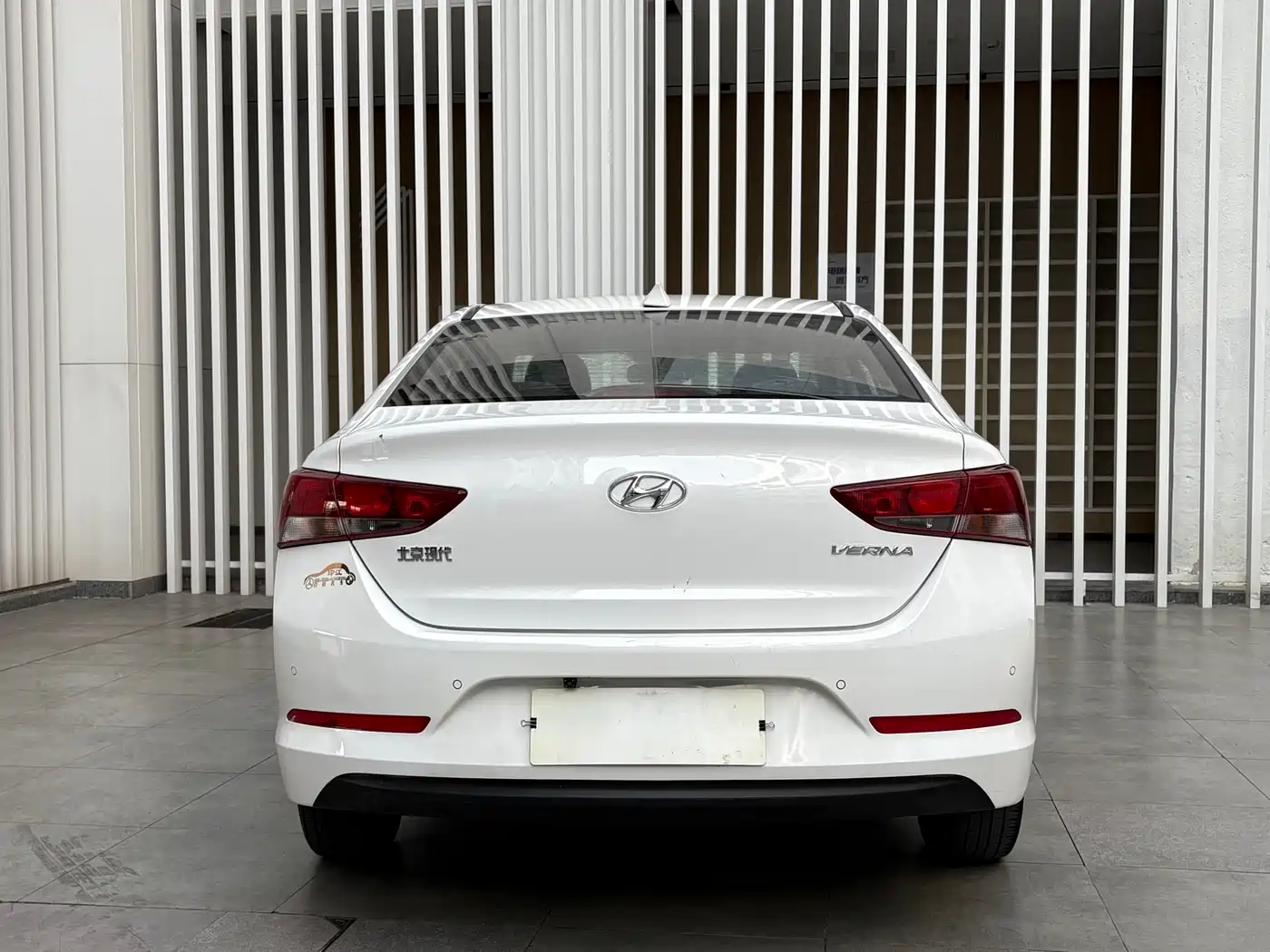 Hyundai Verna 2016 1.4L Manual Cool Edition GLS фото 12
