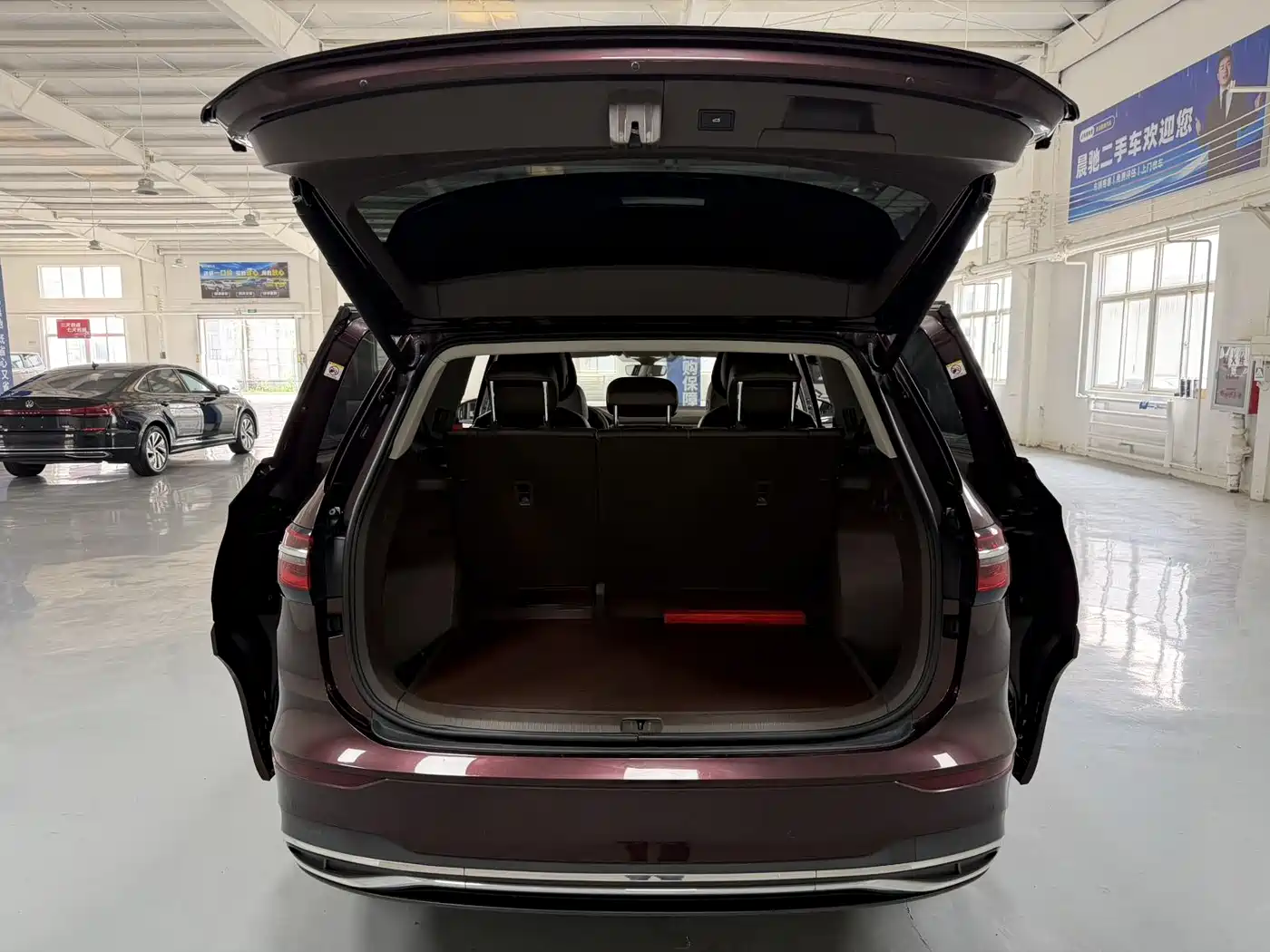 Volkswagen Viloran 2021 2020 380TSI Premium