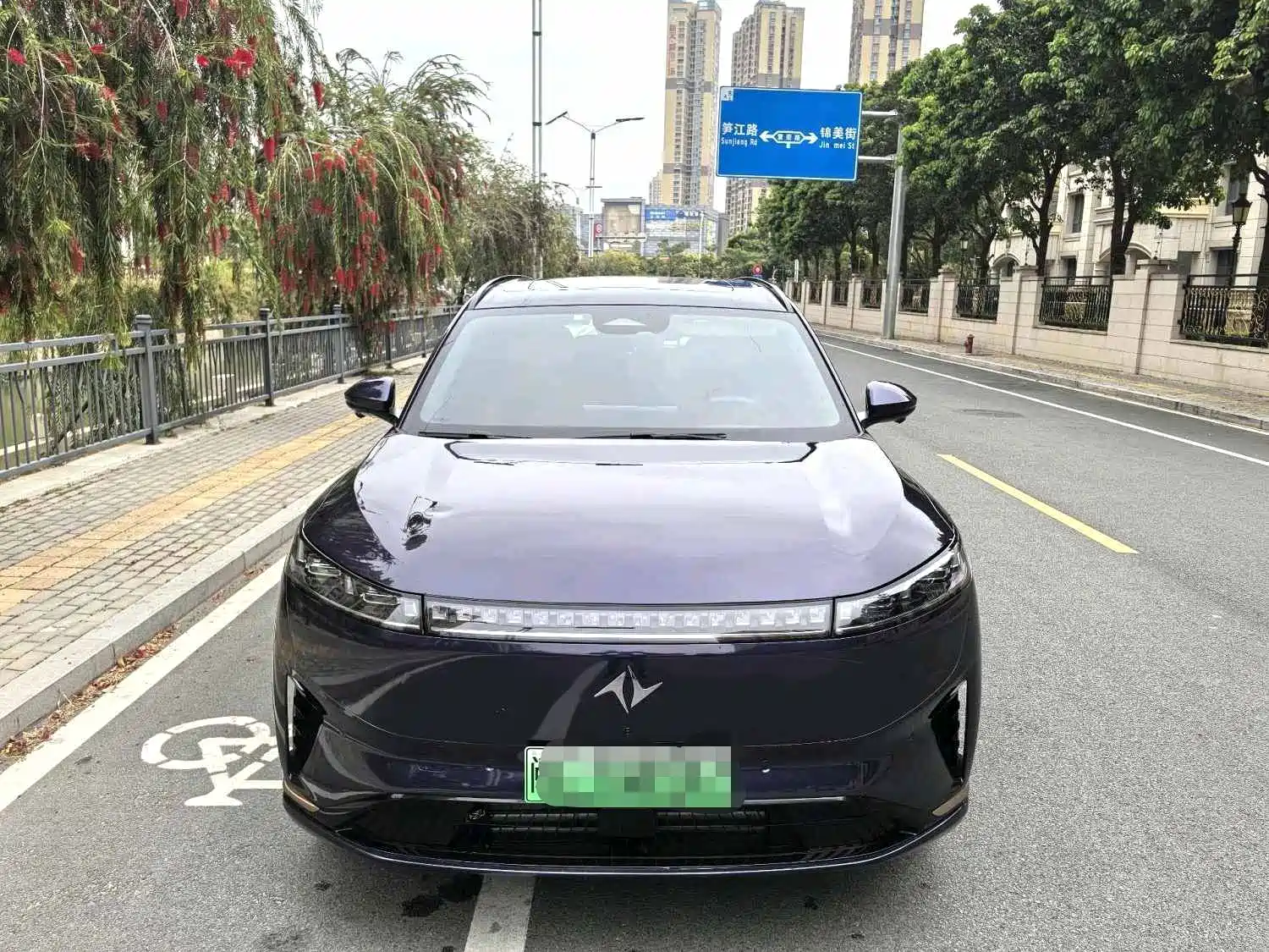 Фото 2 - Dongfeng Yipai eπ008
