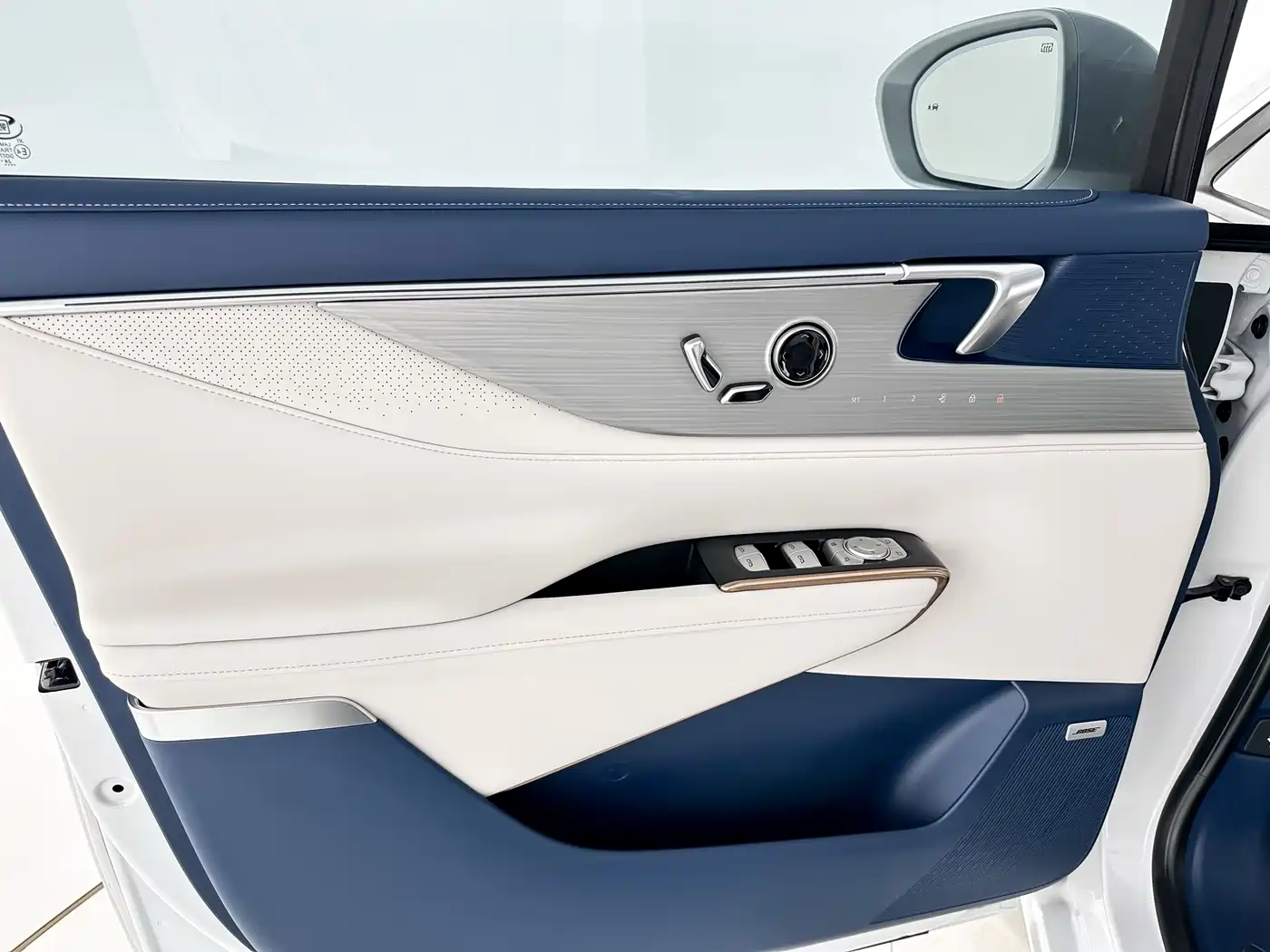 Buick GL8 New Energy 2024 Landglory Luxury Edition 7-Seater фото 9