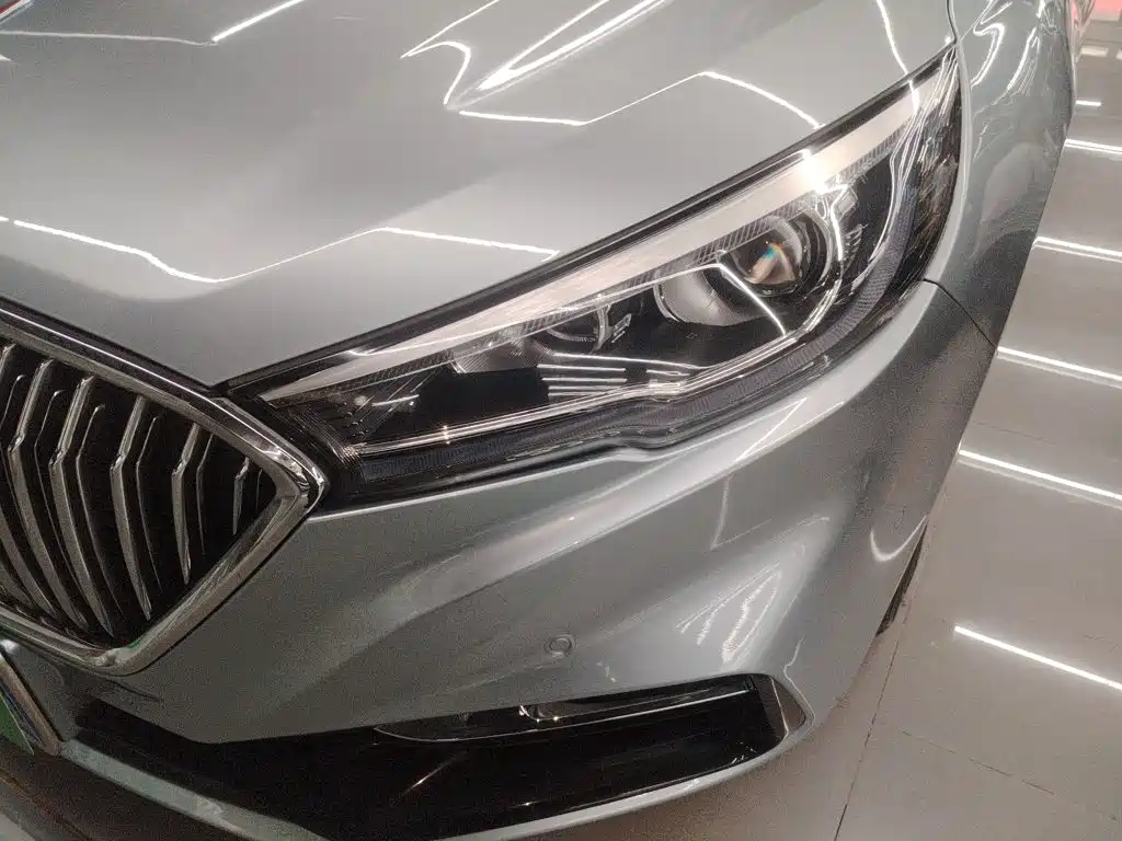 Hongqi H5 2018 2018 30TD Smart Connected Royal Edition