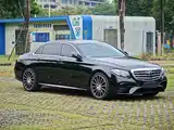 Photo 5 - Mercedes-Benz E-Class