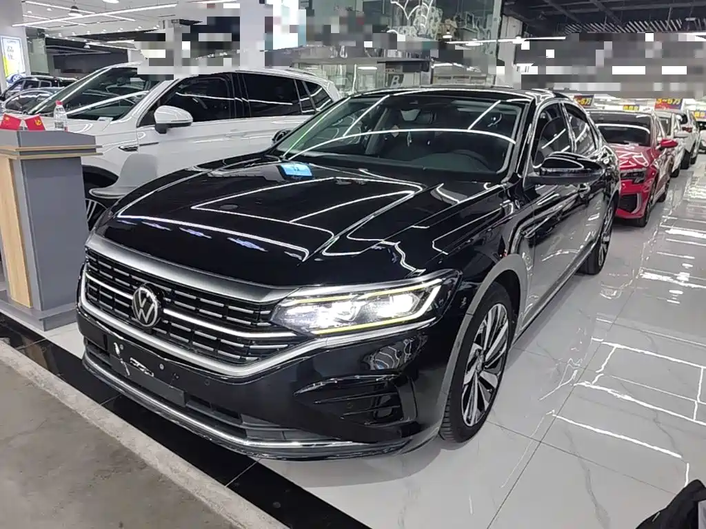 Volkswagen Passat 2022 330TSI Luxury Edition