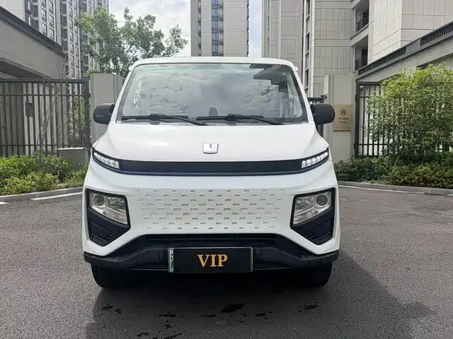 Farizon Xingxiang V Звёздный комфорт, V6E, Престиж, длинная база, батарея Gotion, 38.7kWh