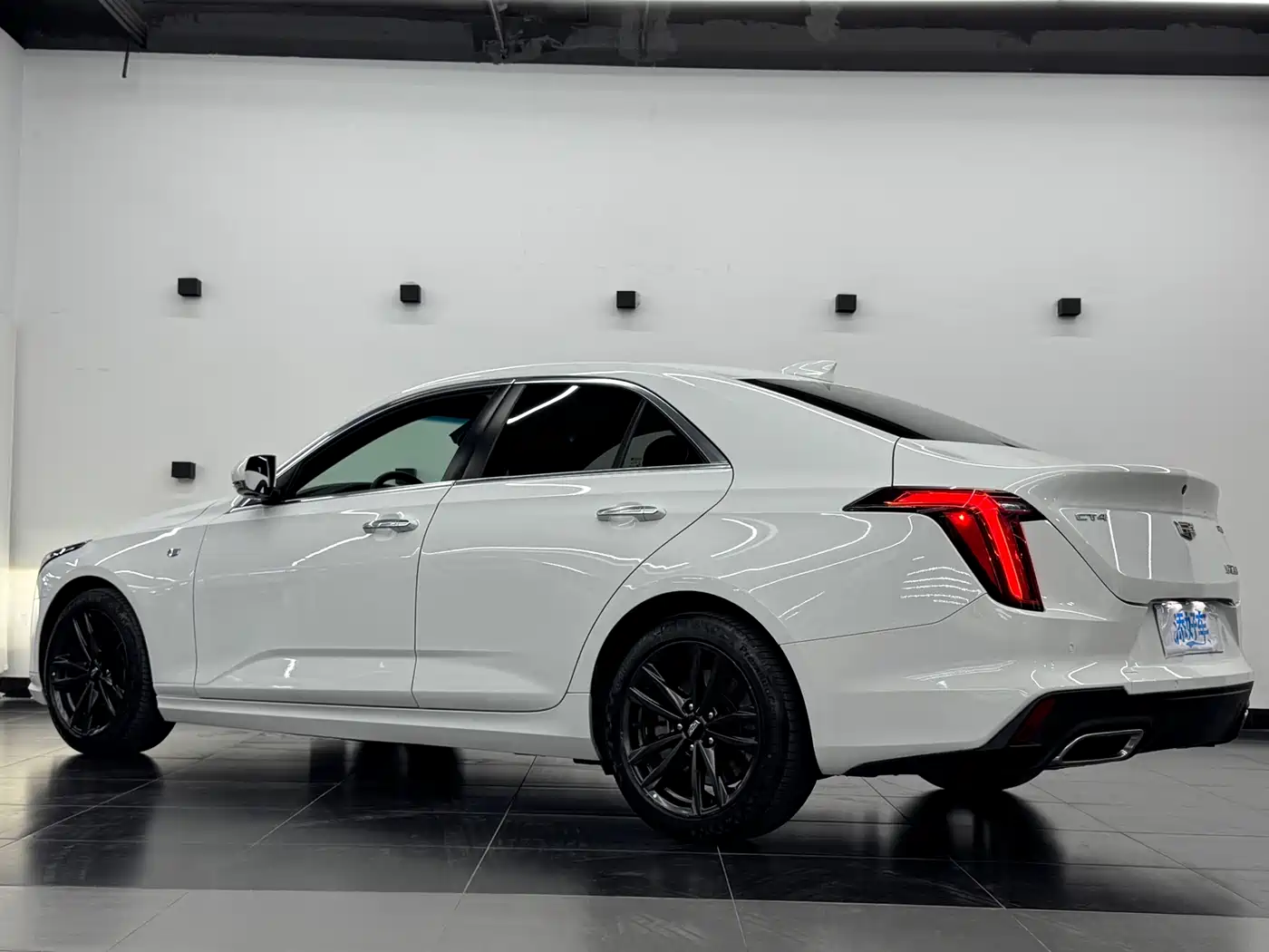 CADILLAC CT4