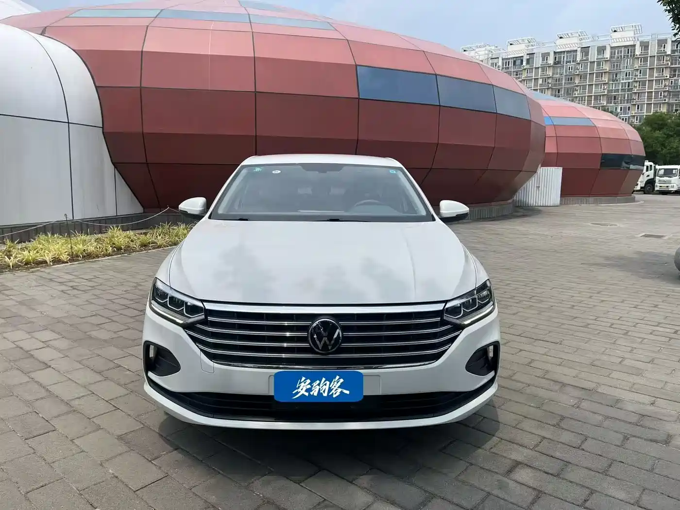 Volkswagen Lavida, миниатюра 2