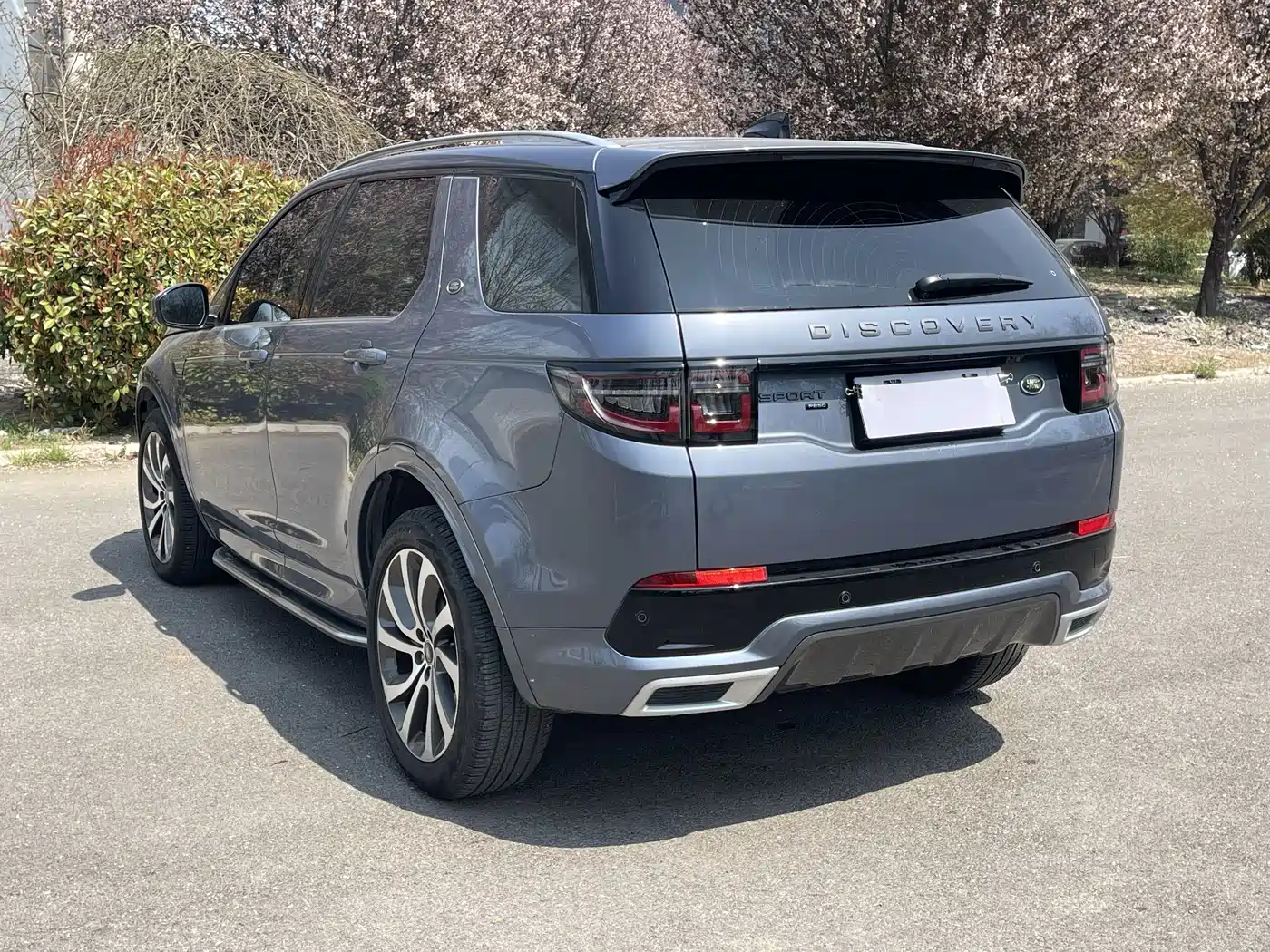 LAND ROVER DISCOVER SPORTS