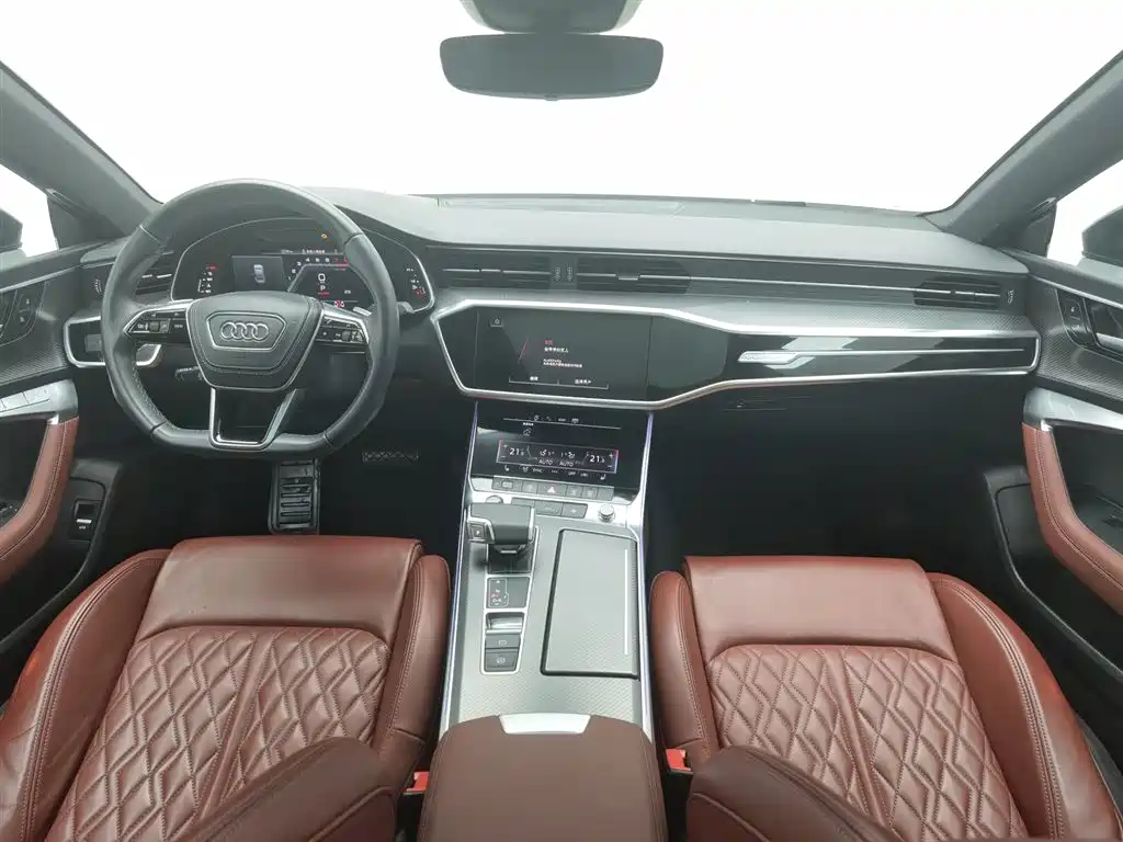 Audi A7L 2024 45 TFSI quattro Black Warrior Edition фото 5