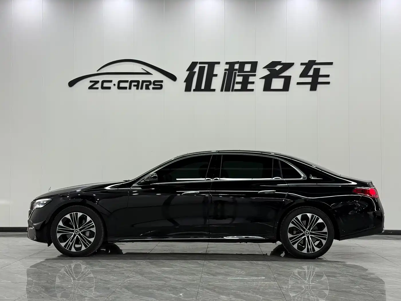 Mercedes-Benz E-Class 2025 Facelift E 300 L Luxury фото 3