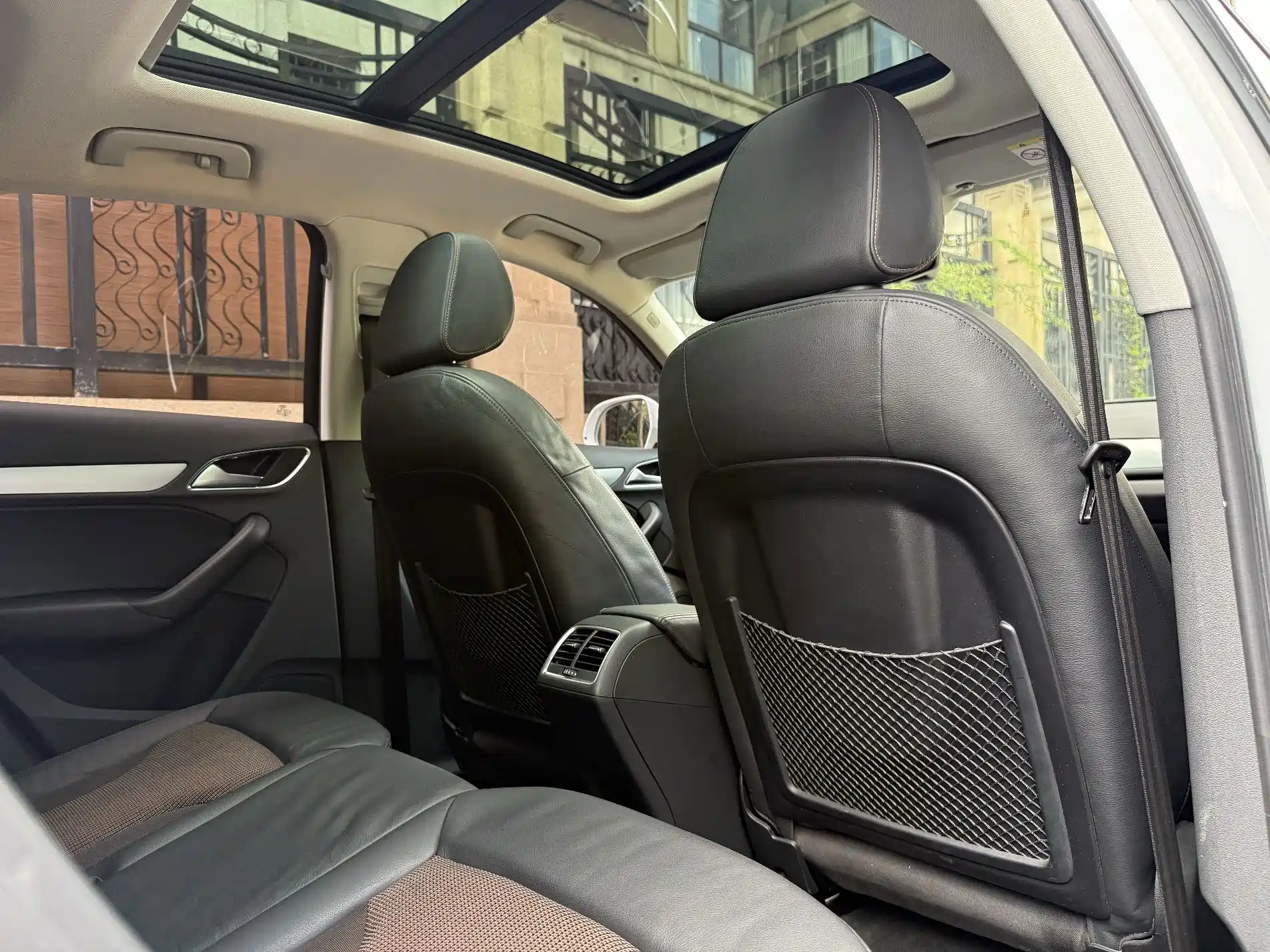 Photo 11 - Audi Q3