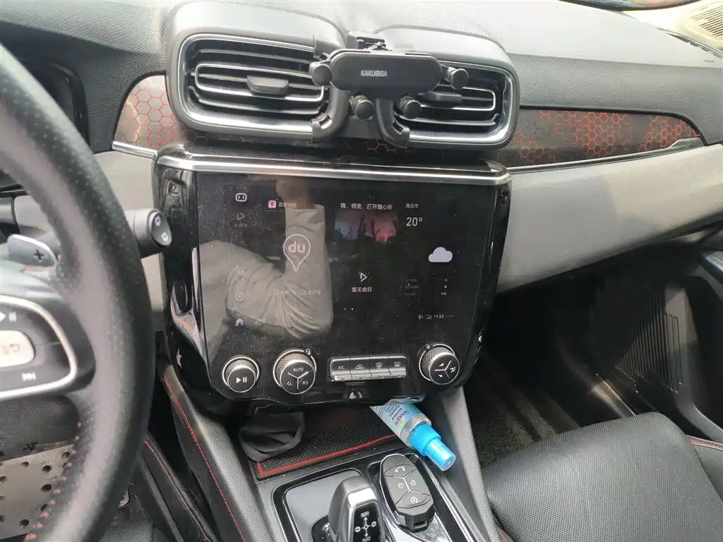Lynk & Co 02 2018 1.5T DCT 2WD Power Pro Edition China V фото 6