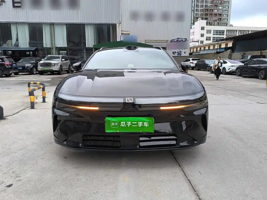 2025 ZEEKR 007GT