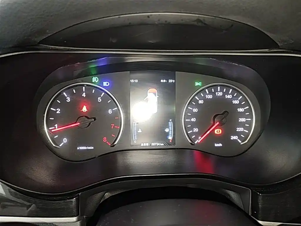 BYD Song MAX 2017 1.5T Manual Smart Luxury 7-Seater фото 8