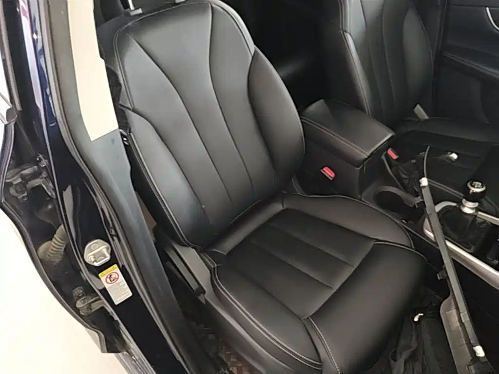 BYD Song MAX 2017 1.5T Manual Smart Luxury 7-Seater фото 20