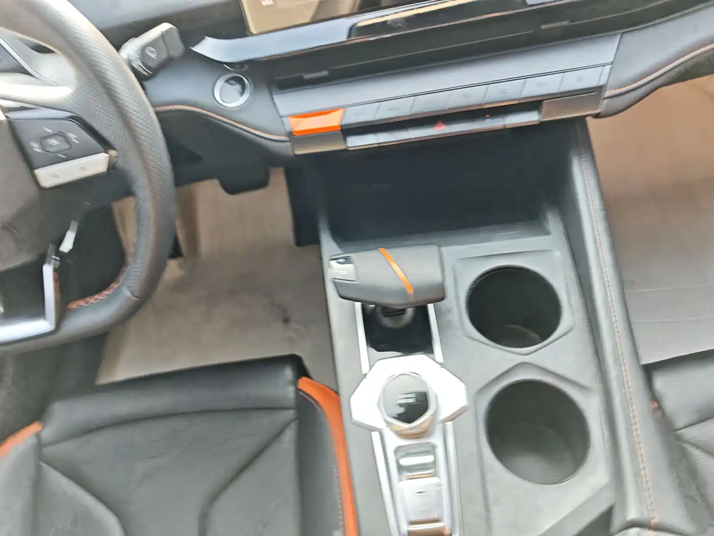 CHANGAN UNI-V