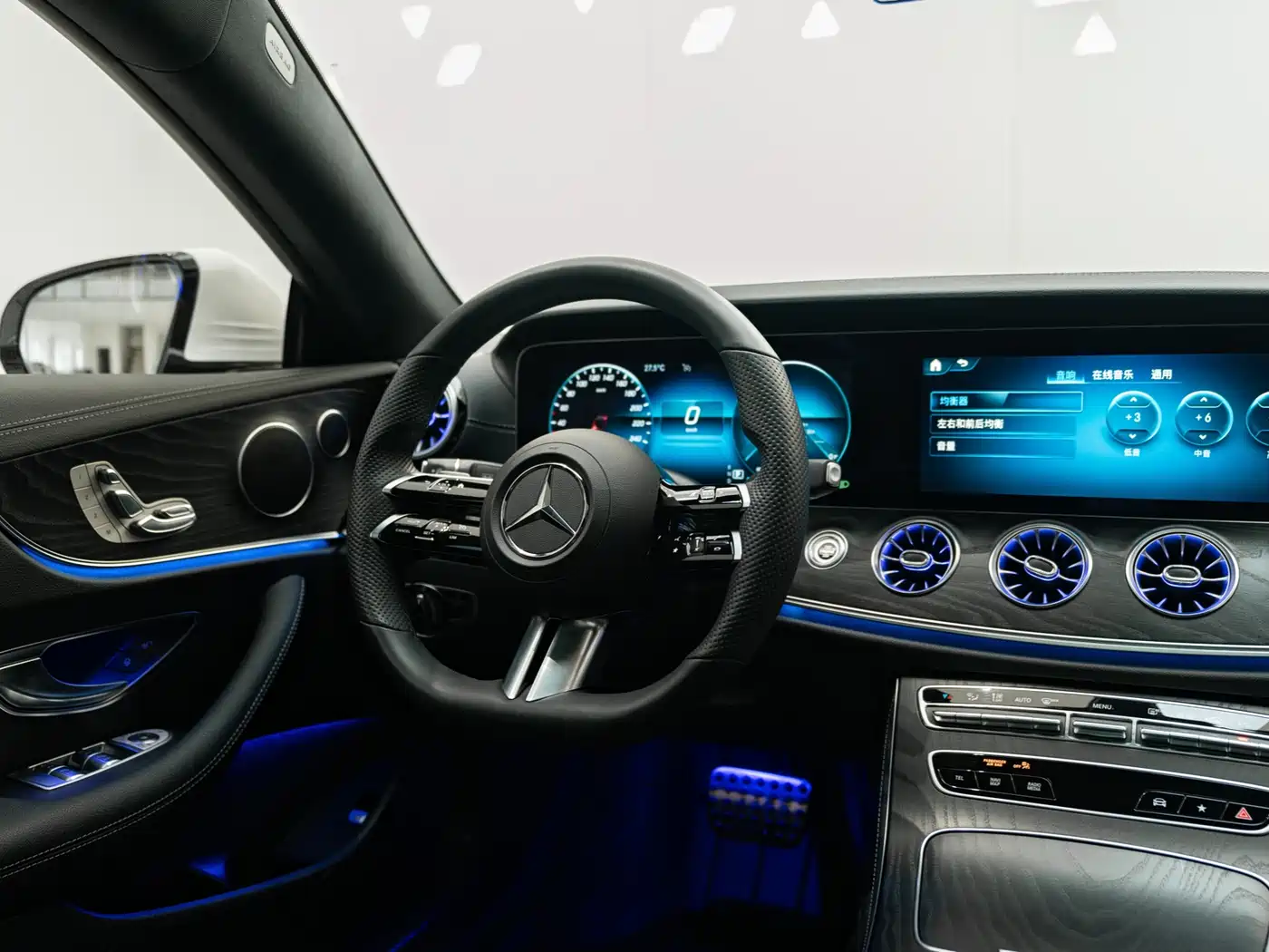 Mercedes-Benz E-Class (Import) 2021 Facelift E 260 Coupe фото 12