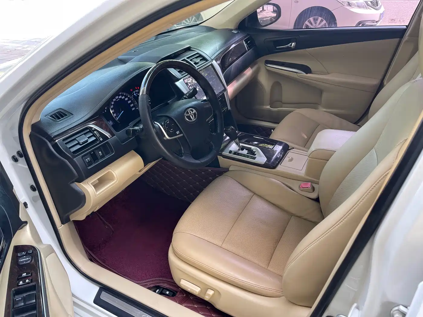 Toyota Camry 2015 2015 2.0G Leading Edition
