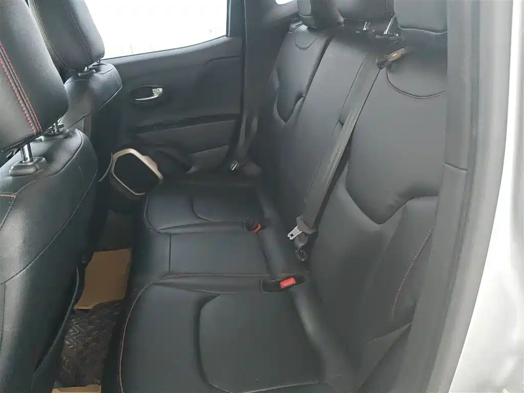 Jeep Renegade 2017 2016 1.4T Automatic High-Energy Edition