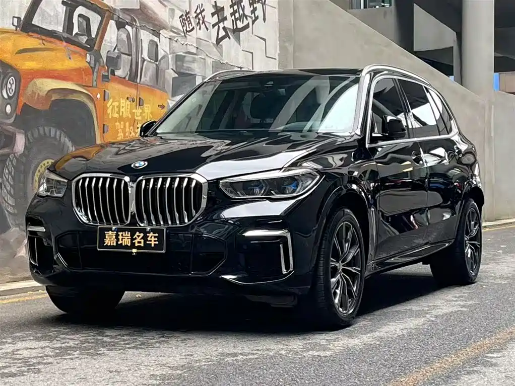 BMW X5 2022 xDrive 30Li Premium M Sport Package