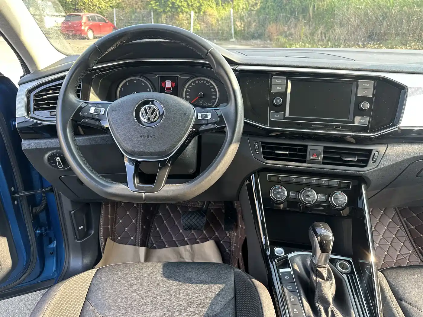 Volkswagen Tayron 2019 330TSI 2WD Luxury China VI фото 7