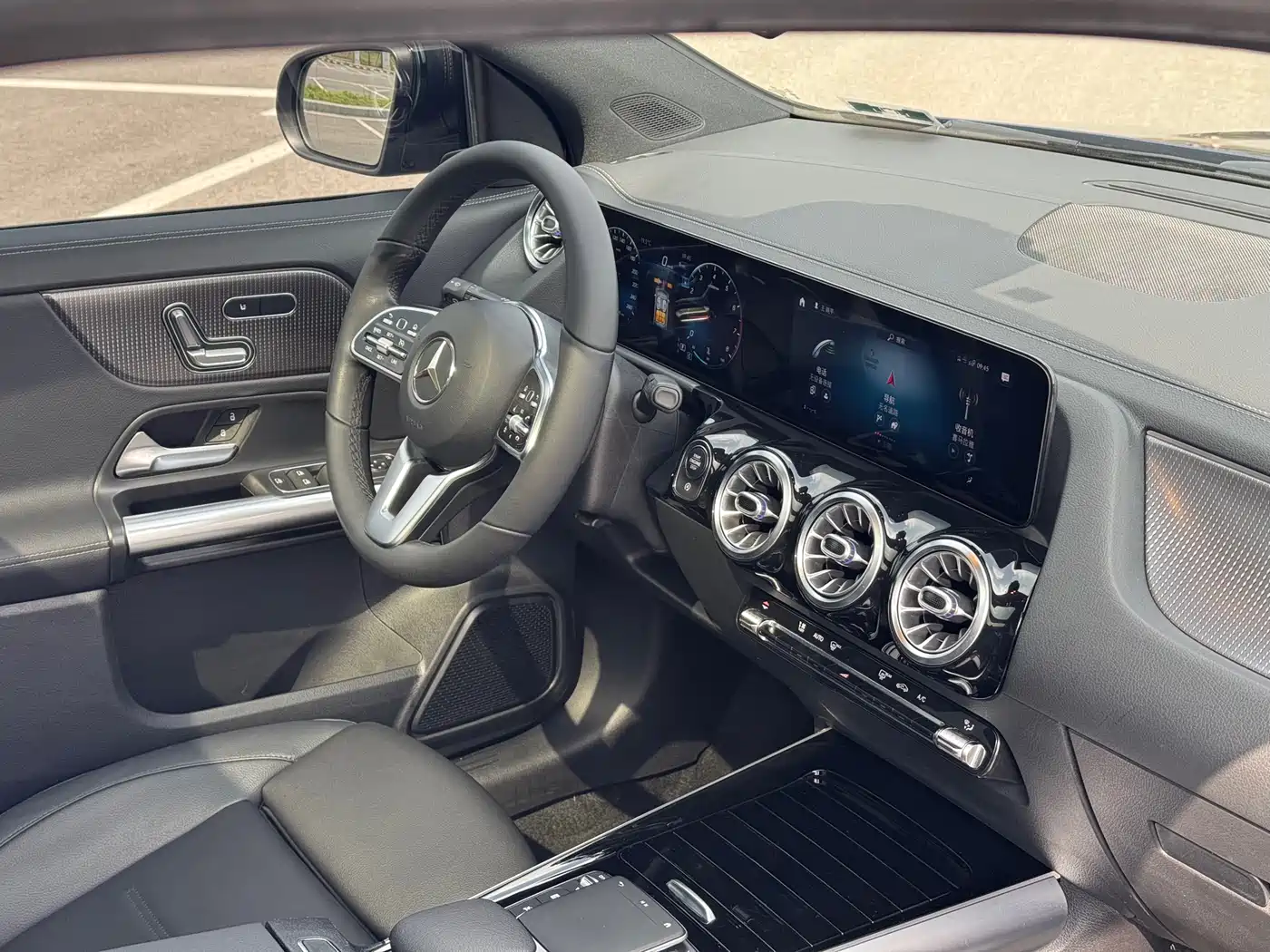 Mercedes-Benz GLA 2020 GLA 200 4MATIC фото 13