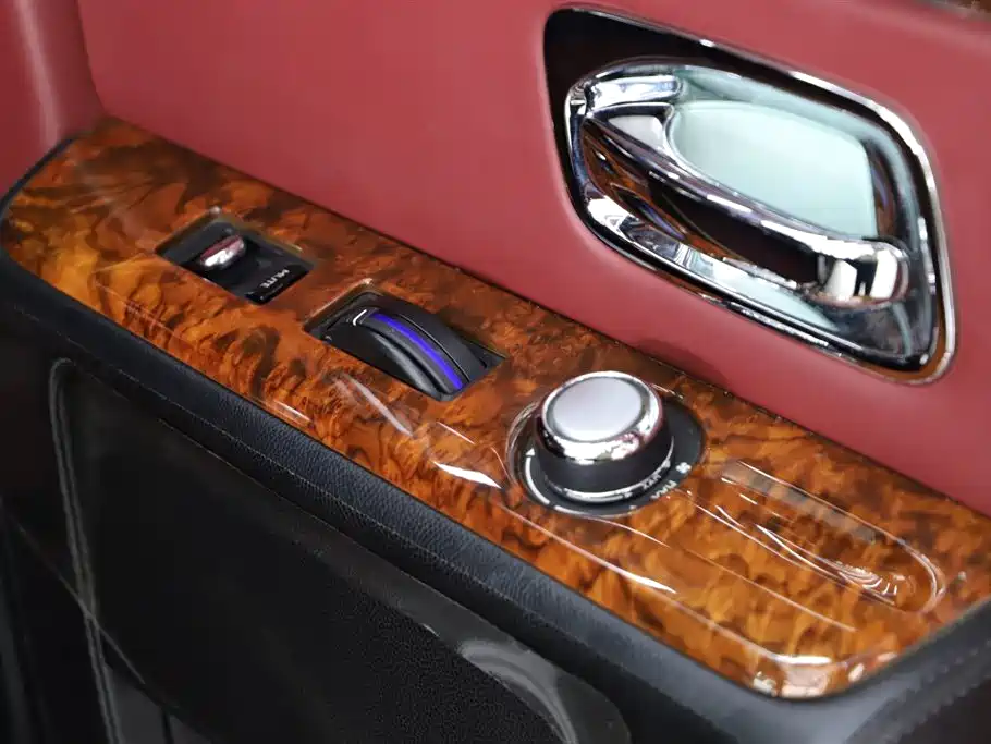 Rolls-Royce Phantom 2012 2013 6.7L Standard