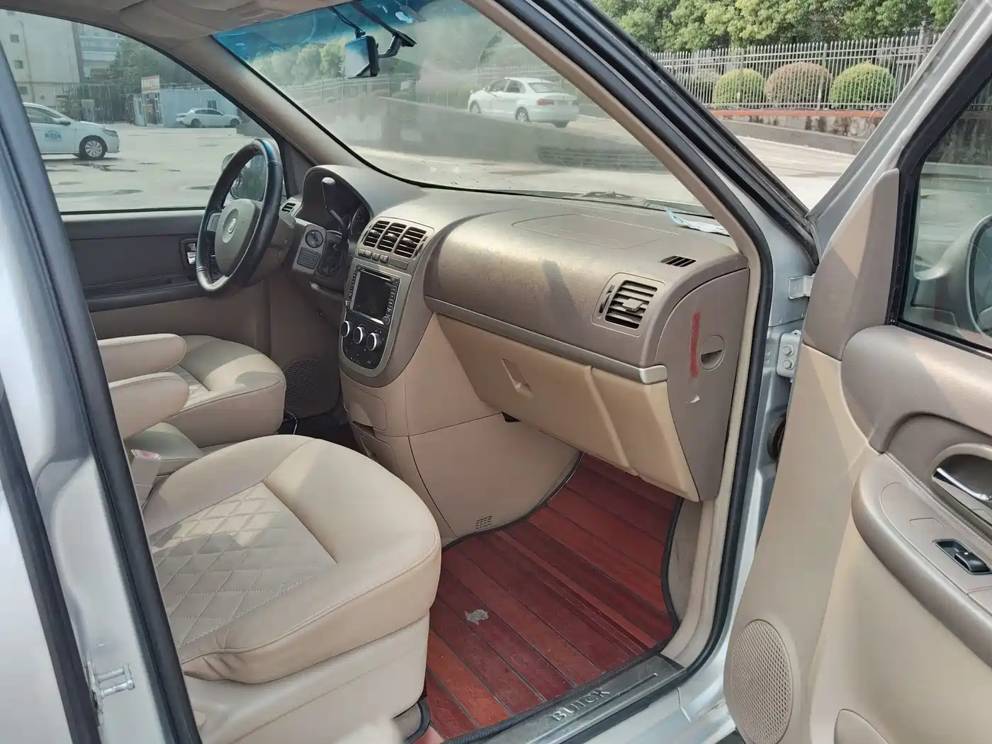 Buick GL8 2014 2.4L Classic Edition фото 6