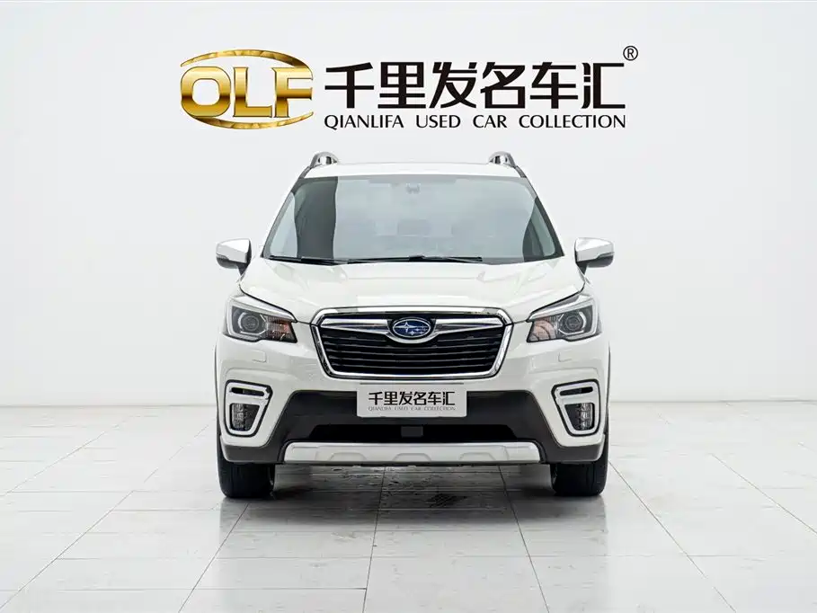 Subaru Forester 2019 2.0i Smart Hybrid Sport EyeSight фото 2