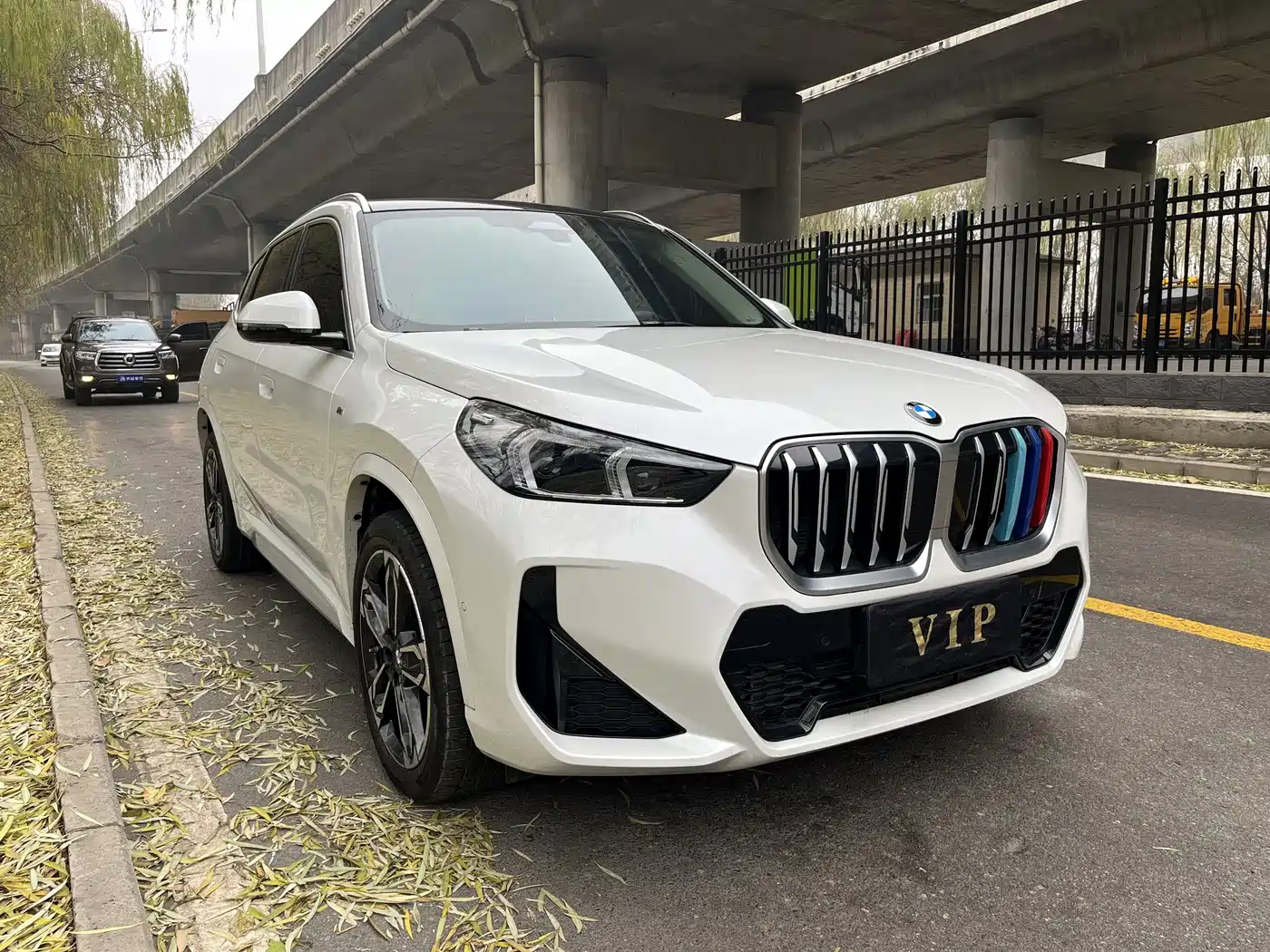 BMW X1 2024 sDrive25Li M Sport Package фото 3