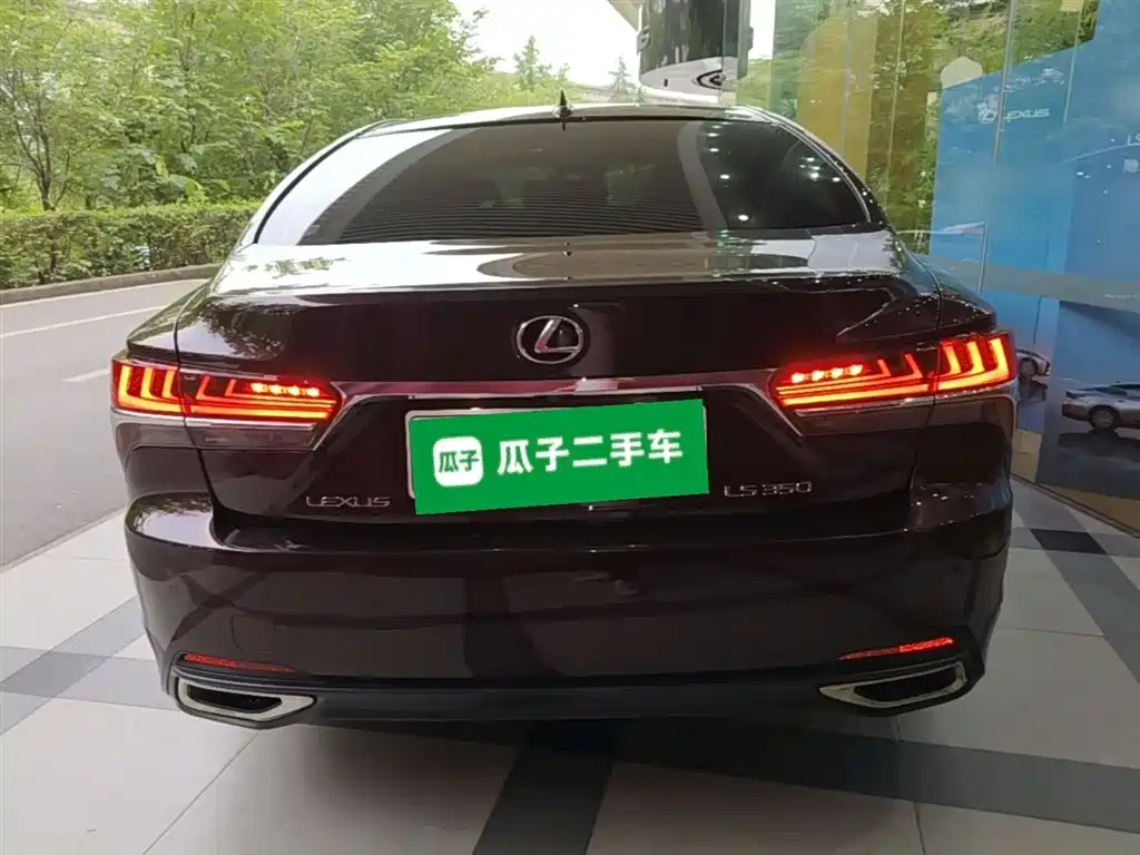 Lexus LS 2018 350 Excellence Edition China V фото 6