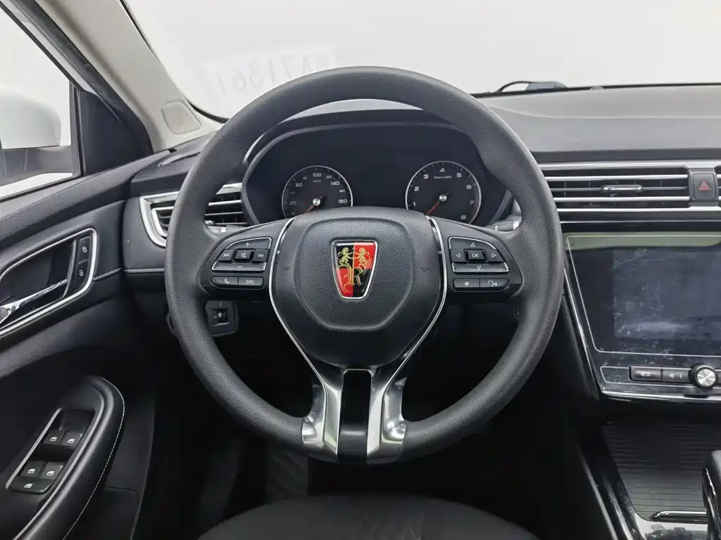 Roewe i5 2019 2020 1.5L Automatic 4G Connected Premium Edition