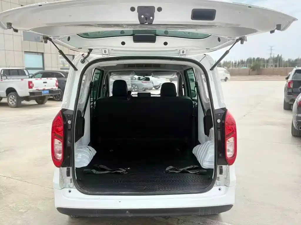Photo 12 - Wuling Motors Wuling Hongguang New Energy