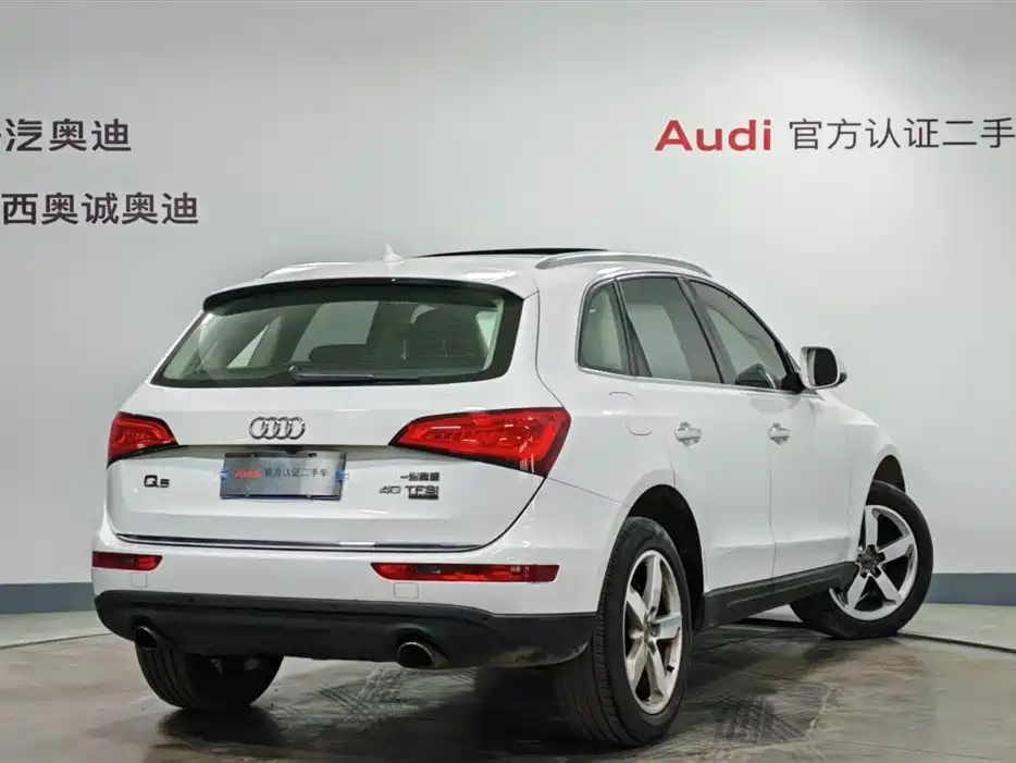 Audi Q5 2016 40 TFSI Technology Model фото 4